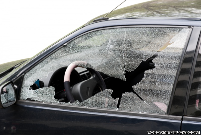 Fiat  Punto AUTO STAKLA Stakla