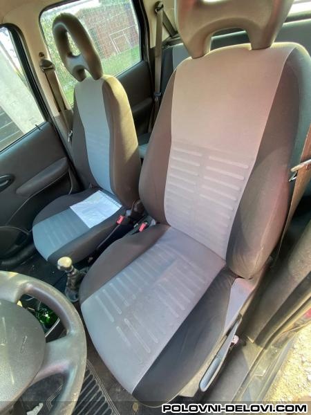 Fiat  Punto  Enterijer