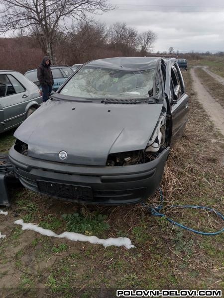 Fiat  Punto  Kompletan Auto U Delovima