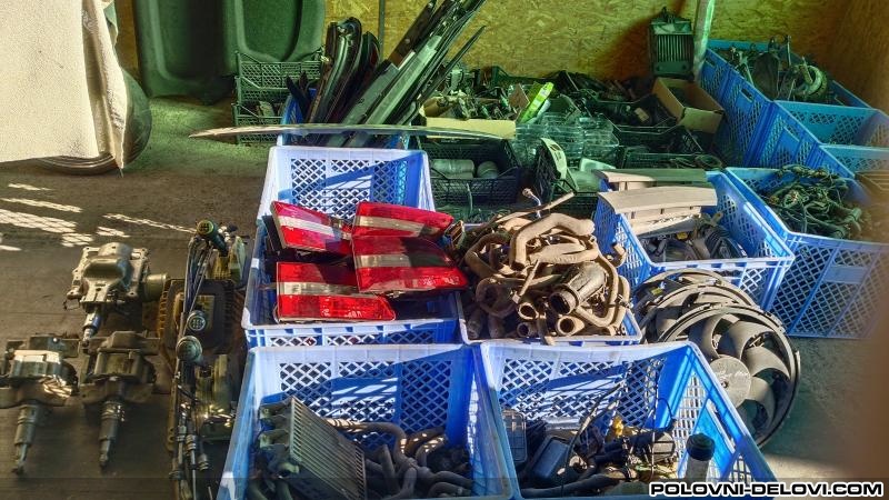 Fiat  Punto  Kompletan Auto U Delovima