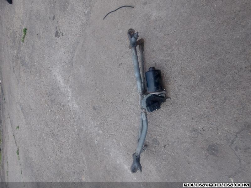 Fiat  Punto  Kompletan Auto U Delovima