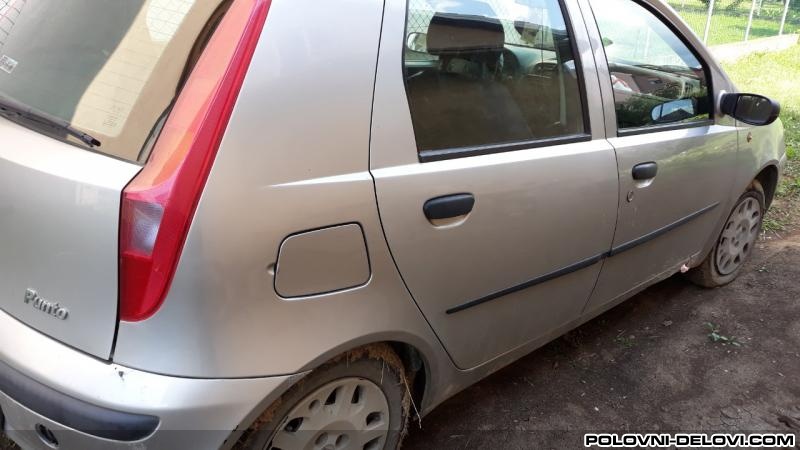 Fiat  Punto  Kompletan Auto U Delovima