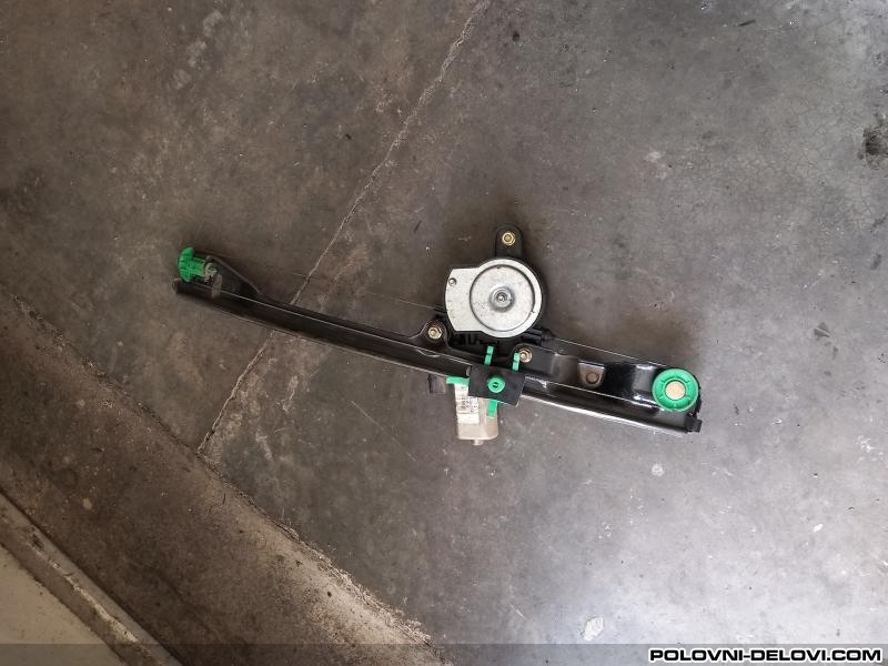 Fiat  Punto  Razni Delovi