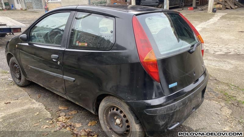 Fiat  Punto  Razni Delovi