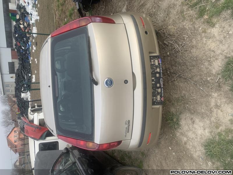 Fiat  Punto  Svetla I Signalizacija