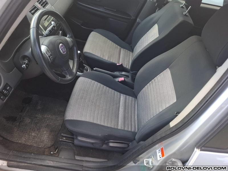 Fiat  Sedici  Enterijer