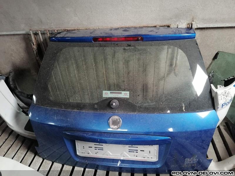 Fiat  Sedici  Kompletan Auto U Delovima