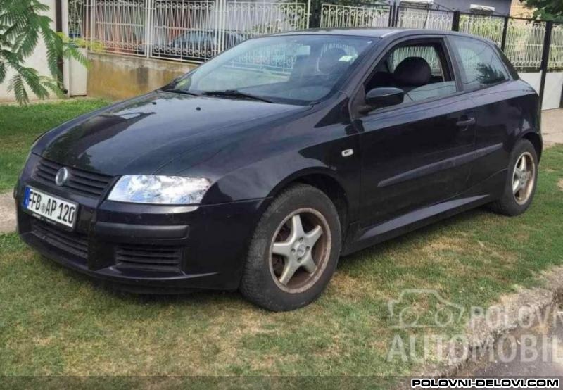 Fiat  Stilo 1.6  1.8  1.9jtd Kompletan Auto U Delovima