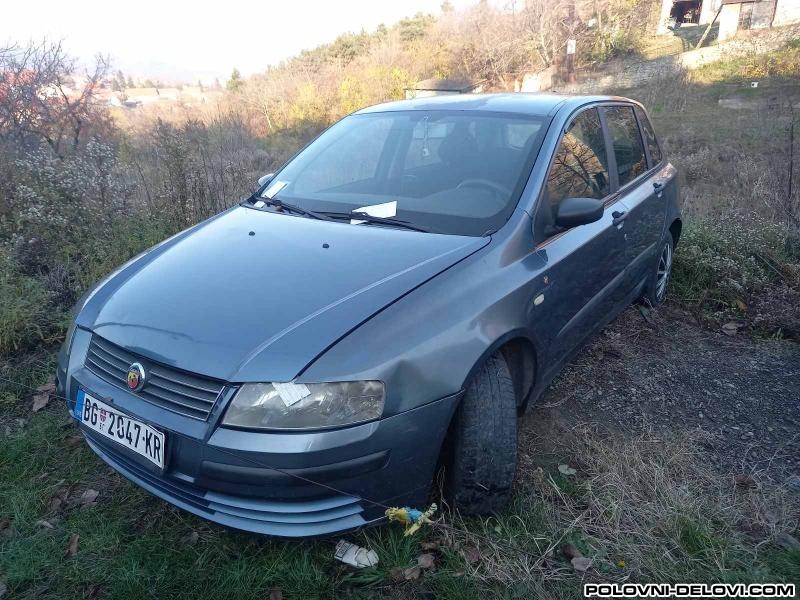Fiat  Stilo 1.6 16 V Kompletan Auto U Delovima