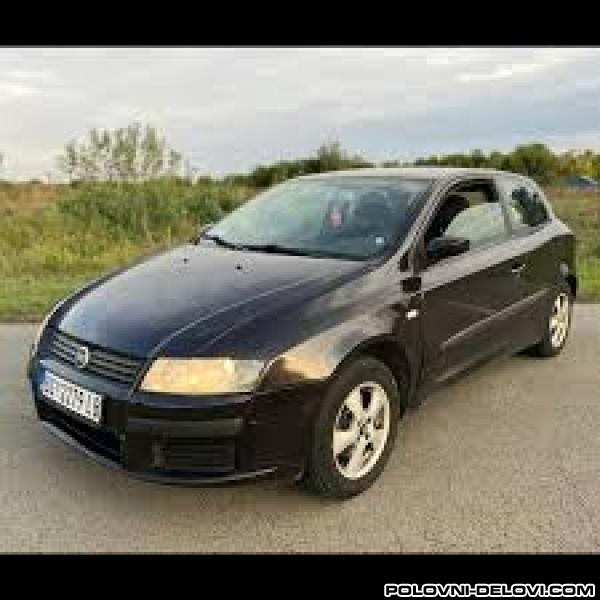 Fiat  Stilo 1.6 16v Kompletan Auto U Delovima