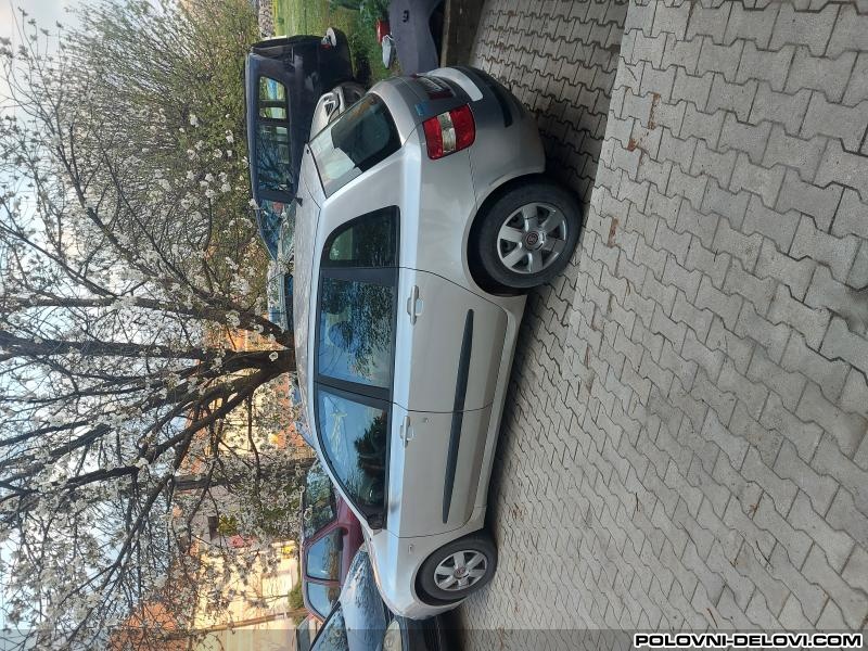 Fiat  Stilo 1.6 16v Kompletan Auto U Delovima