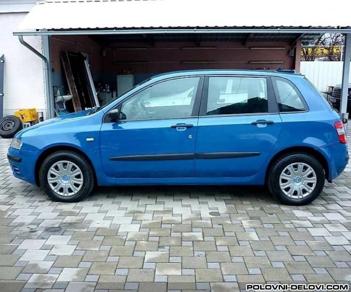 Fiat  Stilo 1.6 16v Kompletan Auto U Delovima