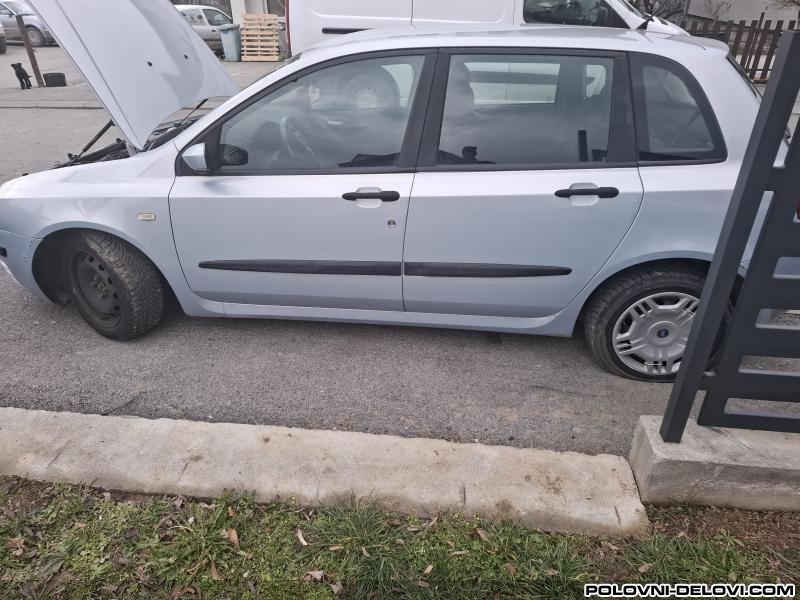 Fiat  Stilo 1.6 Benzin Razni Delovi