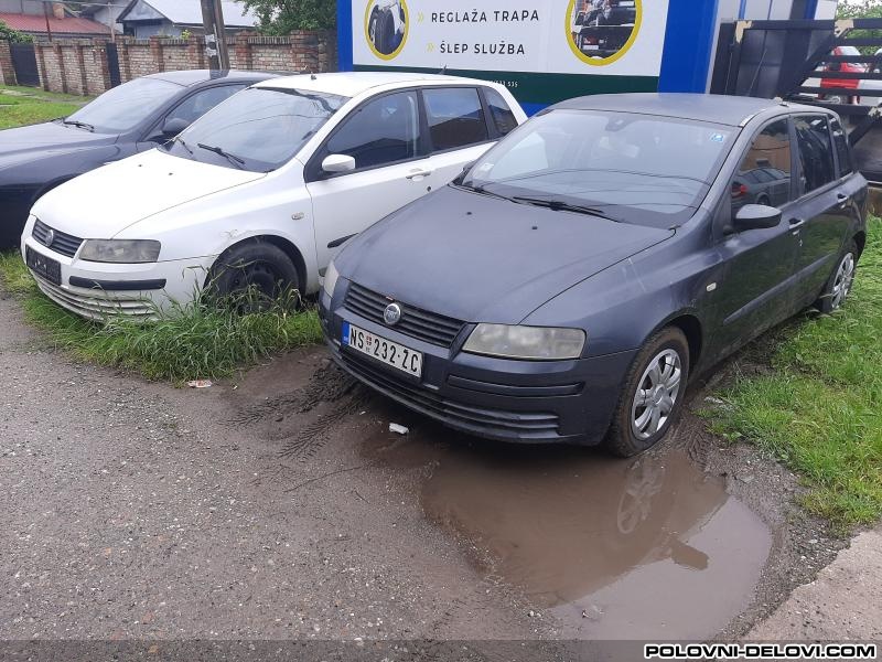 Fiat  Stilo 1.8 Kompletan Auto U Delovima