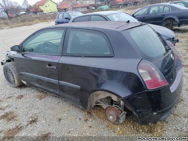 Fiat  Stilo 1.9jtd Kompletan Auto U Delovima