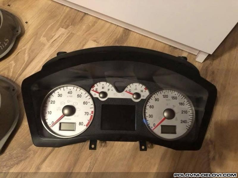 Fiat  Stilo Abart Kilometar Sat Kompletan Auto U Delovima