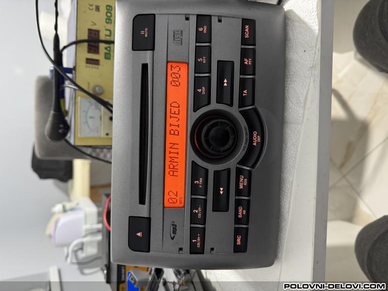 Fiat  Stilo Fabricki Mp3 Radio  Audio