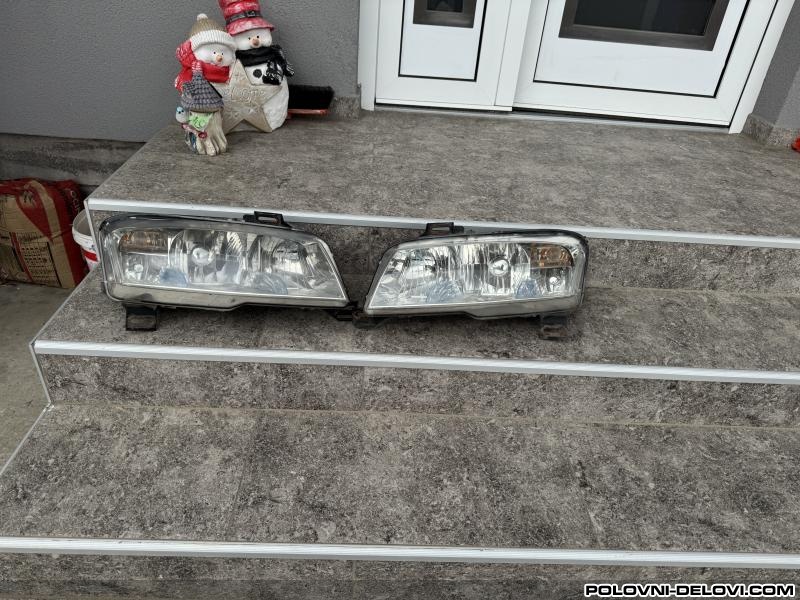 Fiat  Stilo Farovi 3v Kao Novi Svetla I Signalizacija