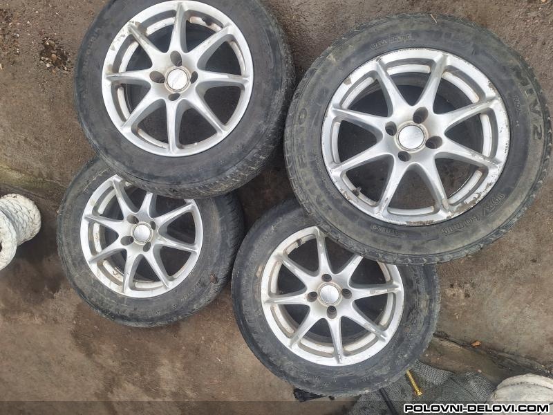 Fiat  Stilo  Kompletan Auto U Delovima