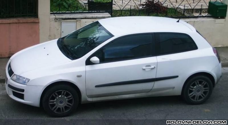 Fiat  Stilo  Kompletan Auto U Delovima