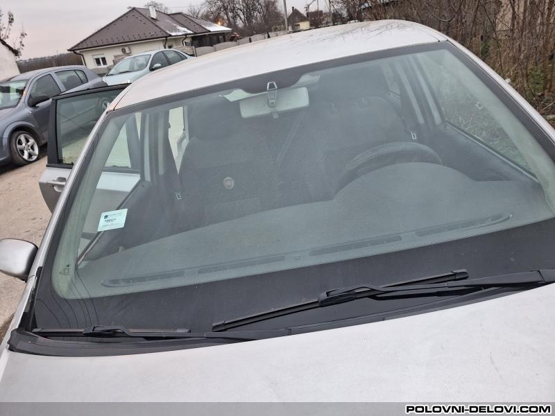 Fiat  Stilo  Stakla