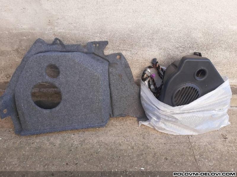 Fiat  Stilo Woofer Fabricki 3v Audio