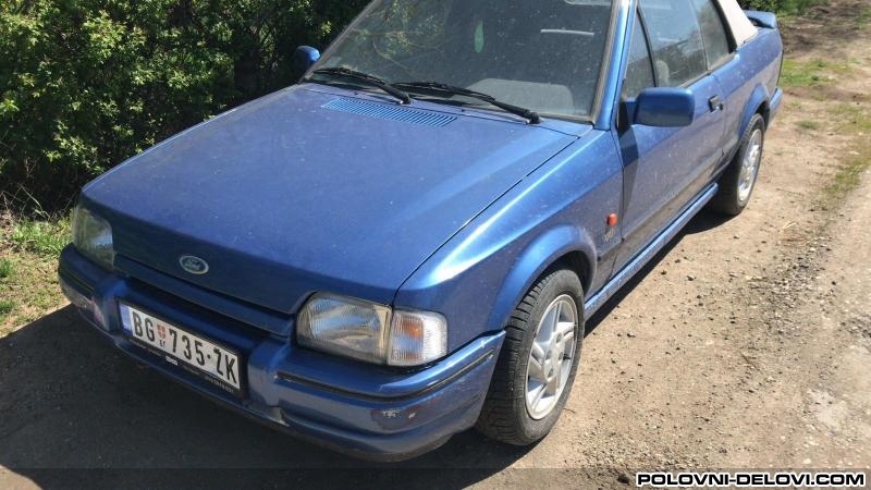 Ford  Escort  Kompletan Auto U Delovima