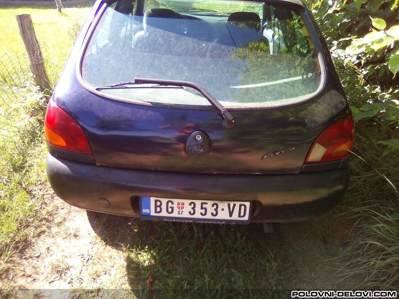 Ford  Fiesta 1.3 Benzin  Kompletan Auto U Delovima