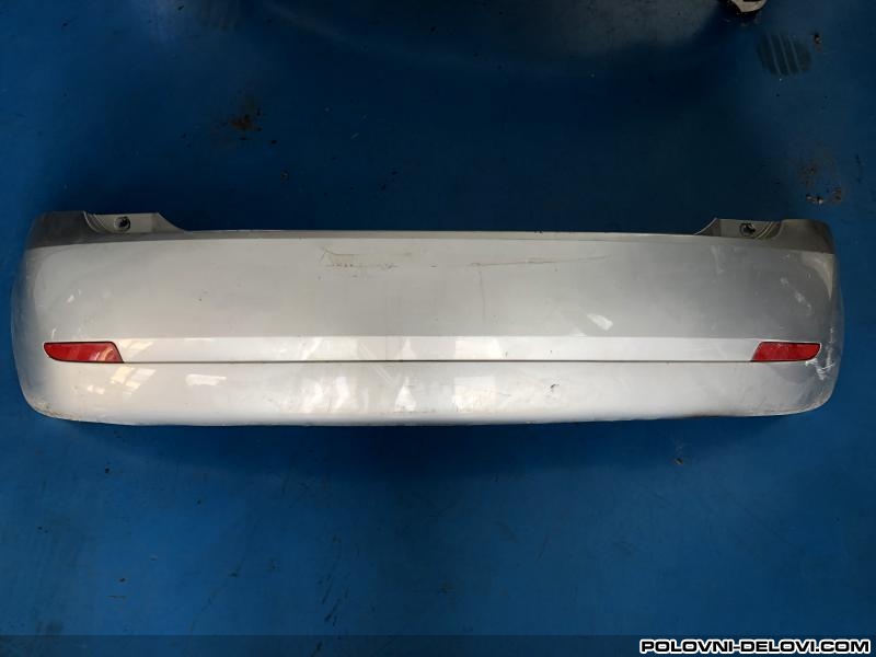 Ford  Fiesta Branik Zadnji Fiesta Kompletan Auto U Delovima
