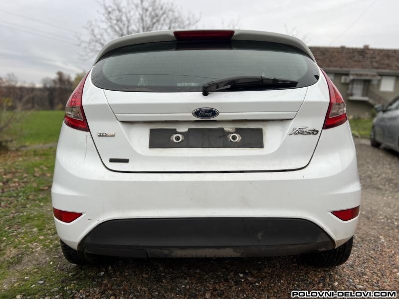 Ford  Fiesta Gepek Vrata Karoserija
