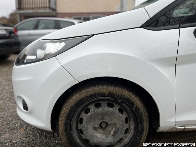Ford  Fiesta Krilo Levo Desno Karoserija