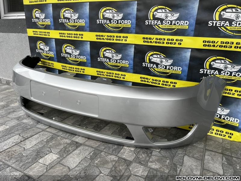 Ford  Fiesta  Prednji Branik 02-04 Sivi