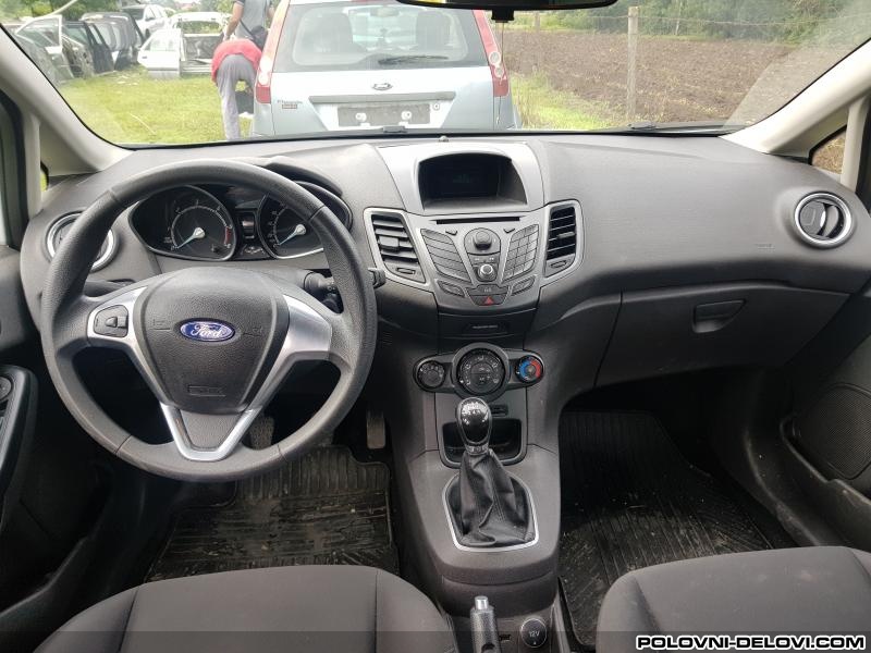 Ford  Fiesta Tabla Sa Airbegovima Enterijer