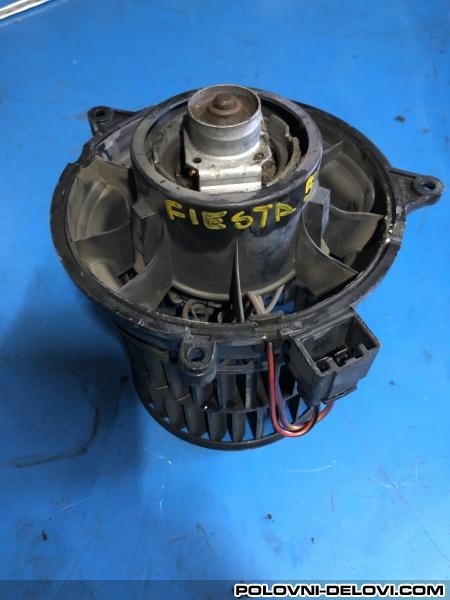 Ford  Fiesta Ventilator U Kabini Kompletan Auto U Delovima