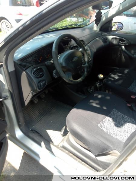 Ford  Focus 1.8 Tdci Enterijer