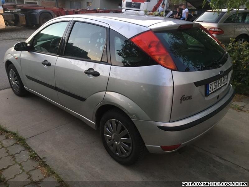 Ford  Focus DELOVI Stakla