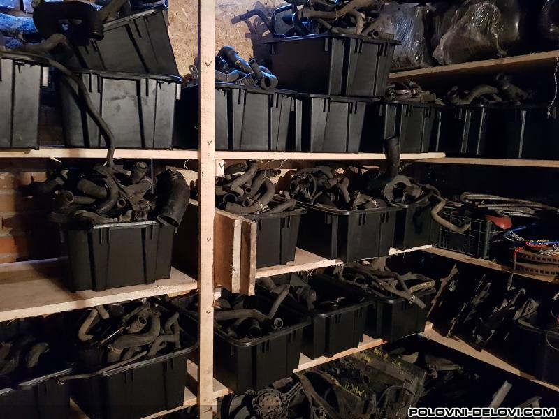 Ford  Focus  Hladnjak Vode I Klime