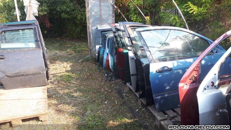 Ford  Focus  Kompletan Auto U Delovima