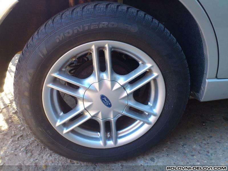 Ford  Focus  Kompletan Auto U Delovima