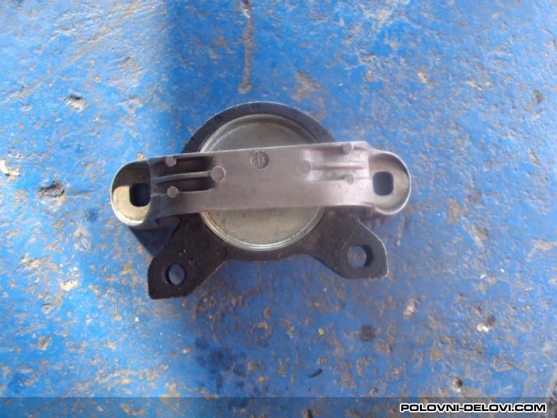 Ford  Focus Nosac Motora Kompletan Auto U Delovima