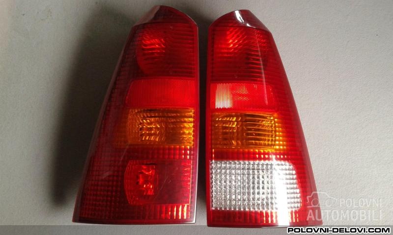 Ford  Focus STOP SVETLA LIMUZINA KARAVAN