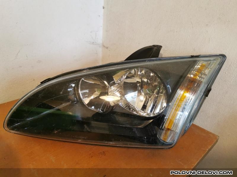 Ford  Focus  Svetla I Signalizacija