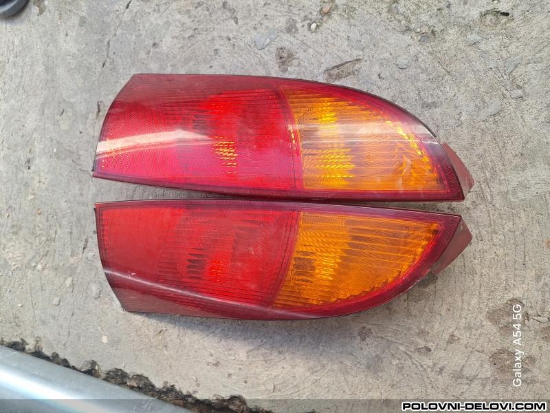 Ford  Focus Tddi Svetla I Signalizacija