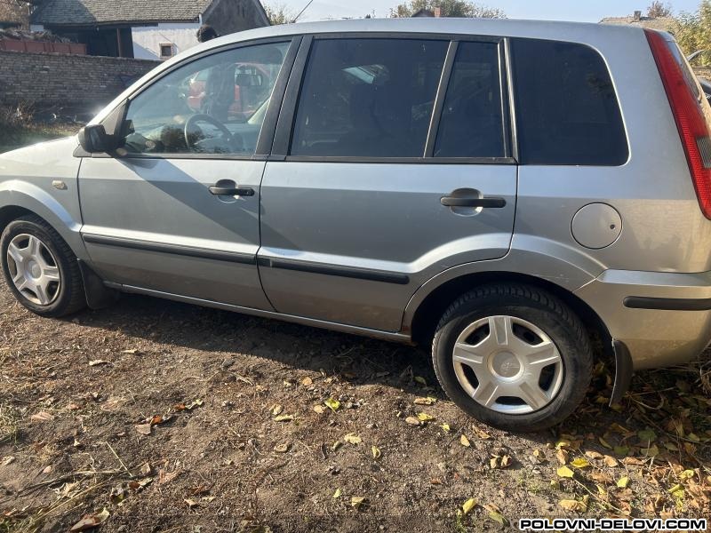 Ford  Fusion 1.4tdci Kompletan Auto U Delovima