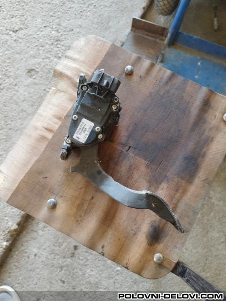Ford  Fusion  Elektrika I Paljenje