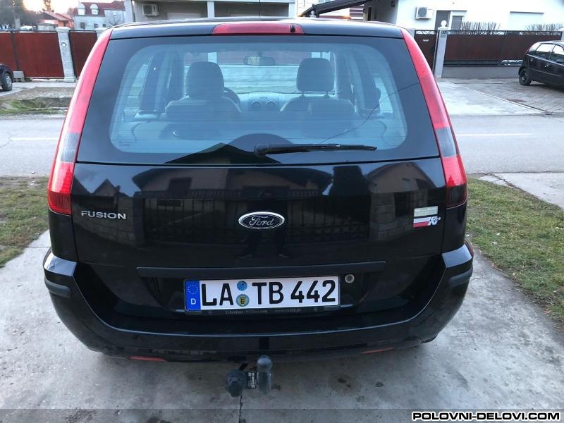 Ford  Futura DELOVI Karoserija