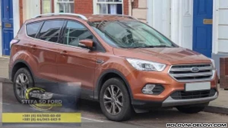 Ford  Kuga  Desno Krilo