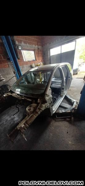 Ford  Kuga  Kompletan Auto U Delovima