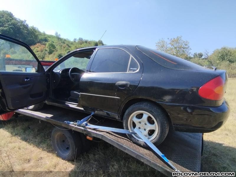 Ford  Mondeo 1.8 Benz Kompletan Auto U Delovima