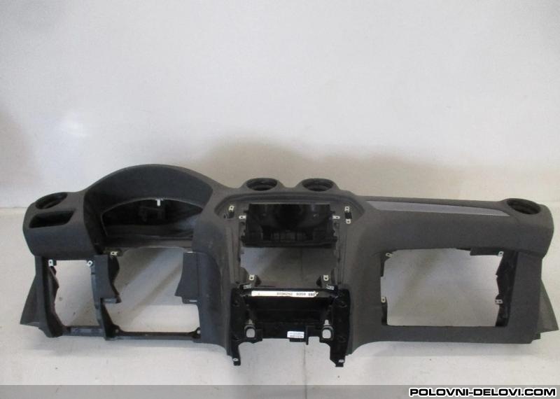 Ford  Mondeo Instrument Tabla  Enterijer